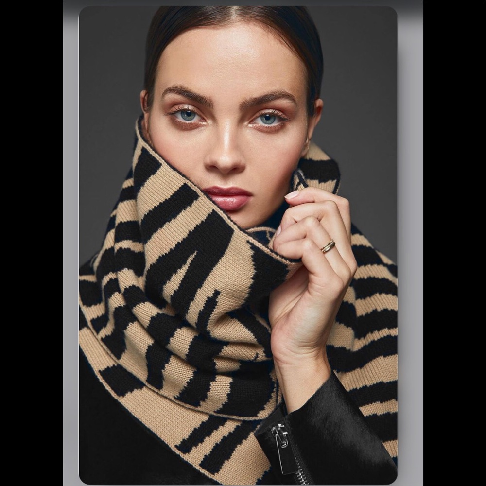 Little Lenny Scarf - Zebra